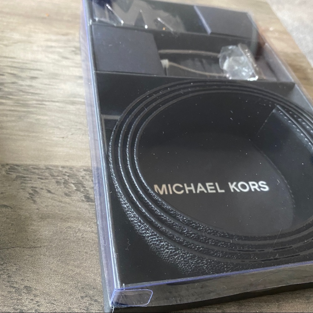 Michael Kors Men 4-in-1 Logo Belt Set New in Box - Picture 7 of 8